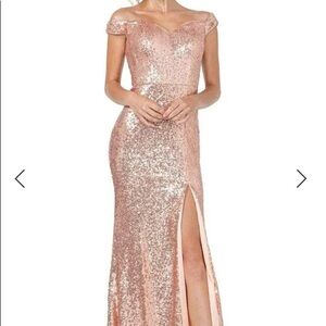 Dancing Queen - 4139 Off Shoulder Full Sequin Fitted Gown